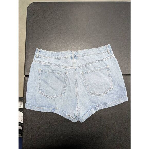 Forever 21 Shorts High Rise Mom Jean Medium Denim Solid Five Pocket Women's 31 - Picture 2 of 4